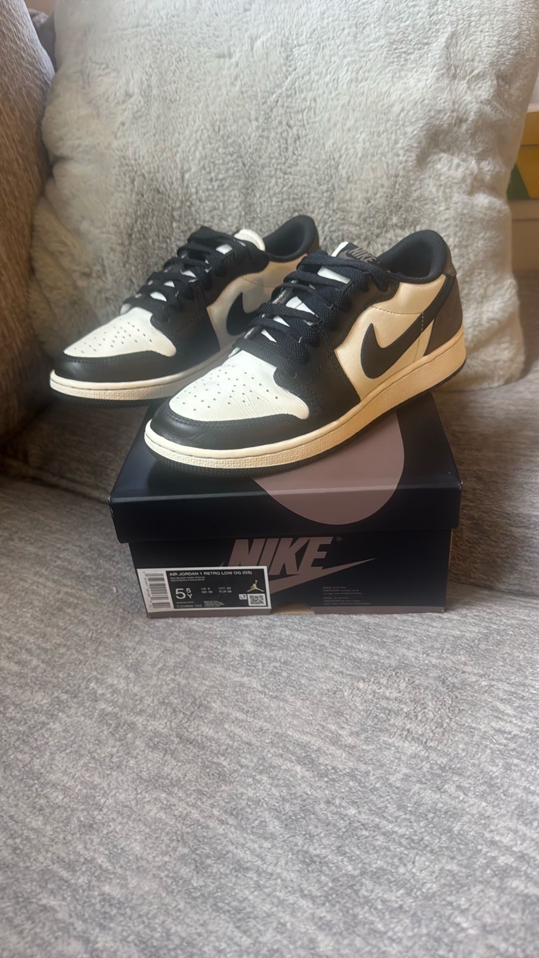 Jordan 1 Low Mocha GS