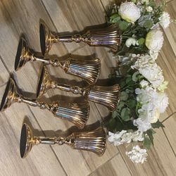 5 Gold Vases 