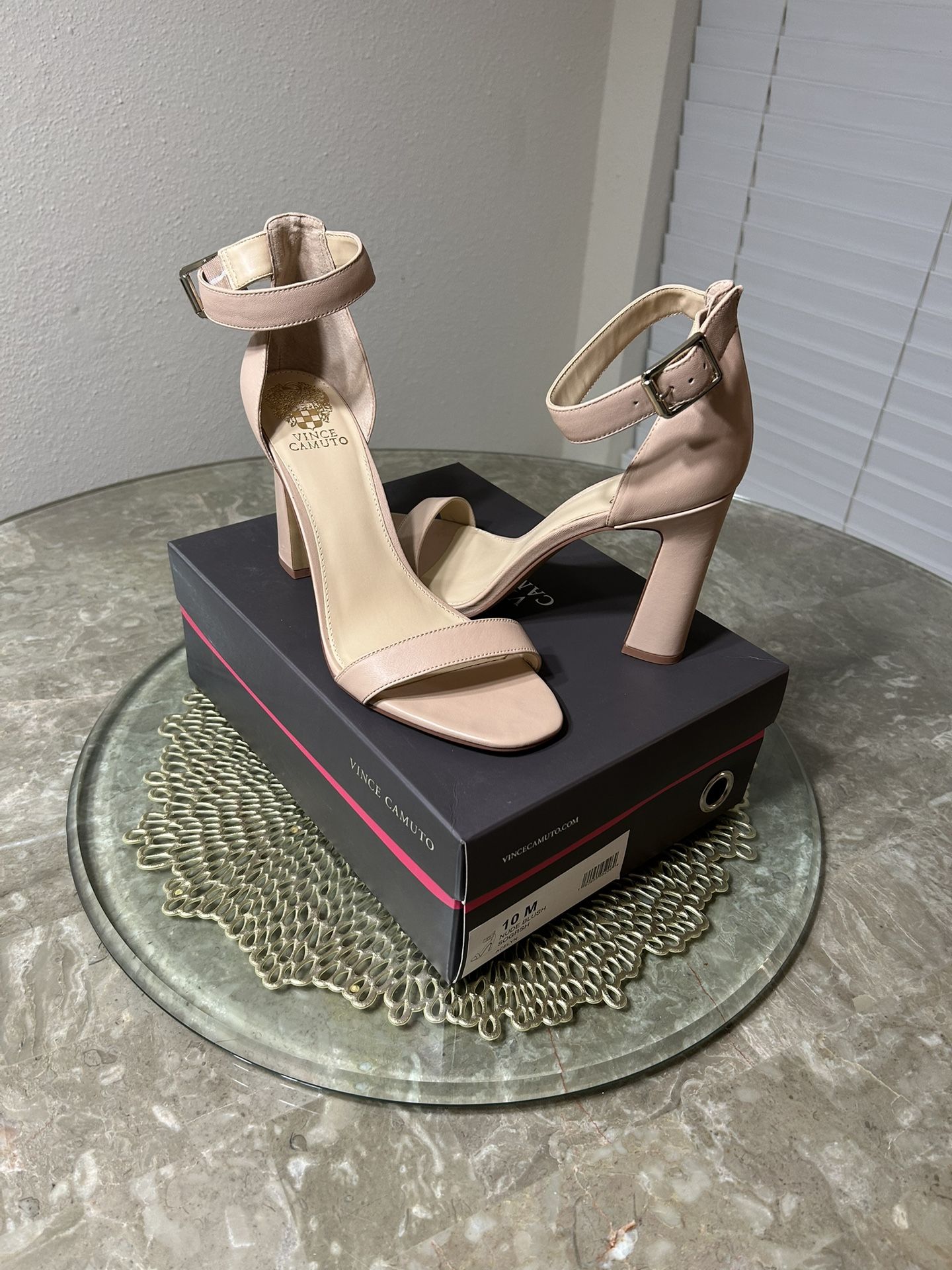 Vince Camuto Acelyn