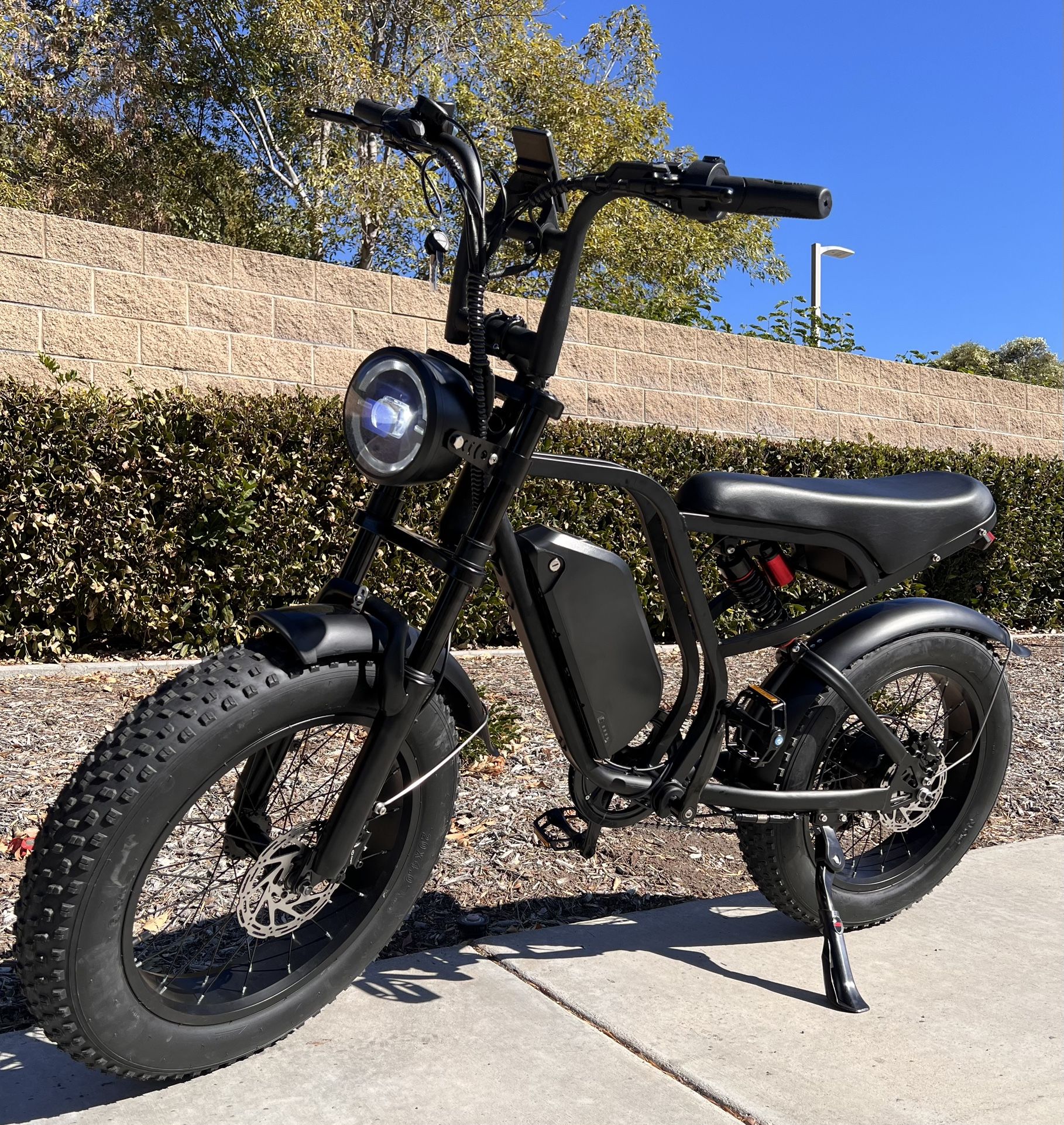 2000W Peak)1500W Electric Scrambler Ebike, 20ah, 35mph, 25 60 Mile