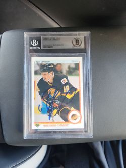 Igor Larionov signed trading card