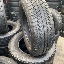 255/70R18 Bridgestone All Terrain - 2 USED TIRES 2 LLANTAS USADAS
