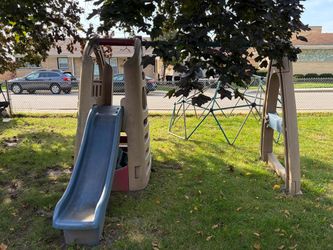Kids outdoor playset