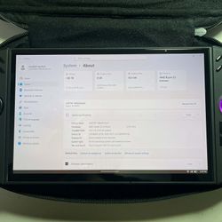 Lenovo Legion Go 8AP2 Handheld Gaming Ryzen Z2 Extreme 32GB RAM 2TB SSD Radeon 890M