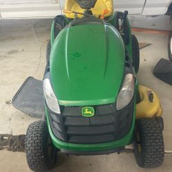 John Deere Riding Lawnmower