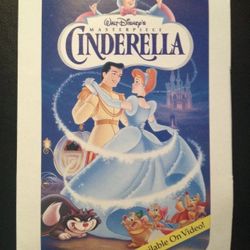 DISNEY MASTERPIECES CINDERELLA FIGURE HAPPY MEAL MCDONALDS TOY