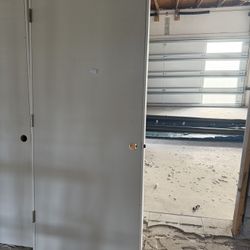 32x80 right handed doors 