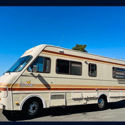 Fleetwood bounder 