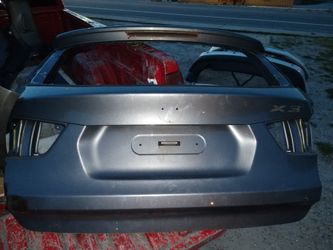 BMW X3 rear hatch not sure the year