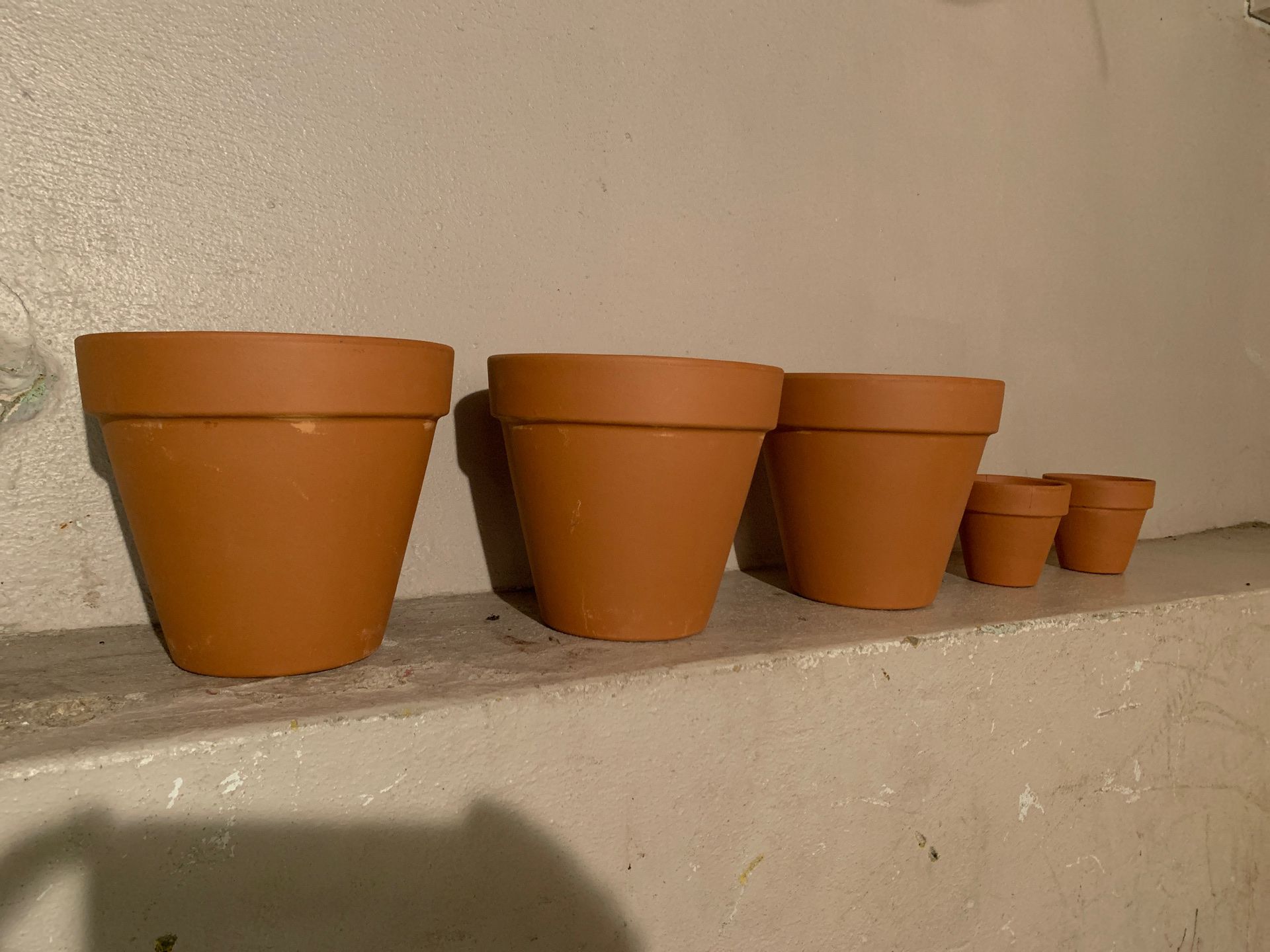 5 Flower Pots ,Made in Italy.