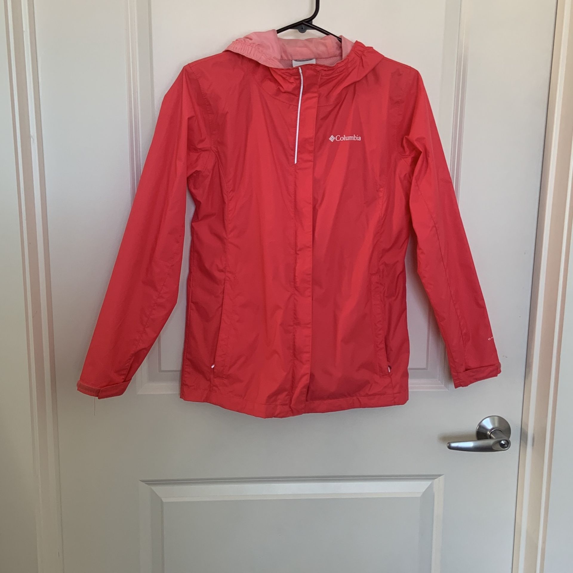 Girl’s raincoat/windbreaker