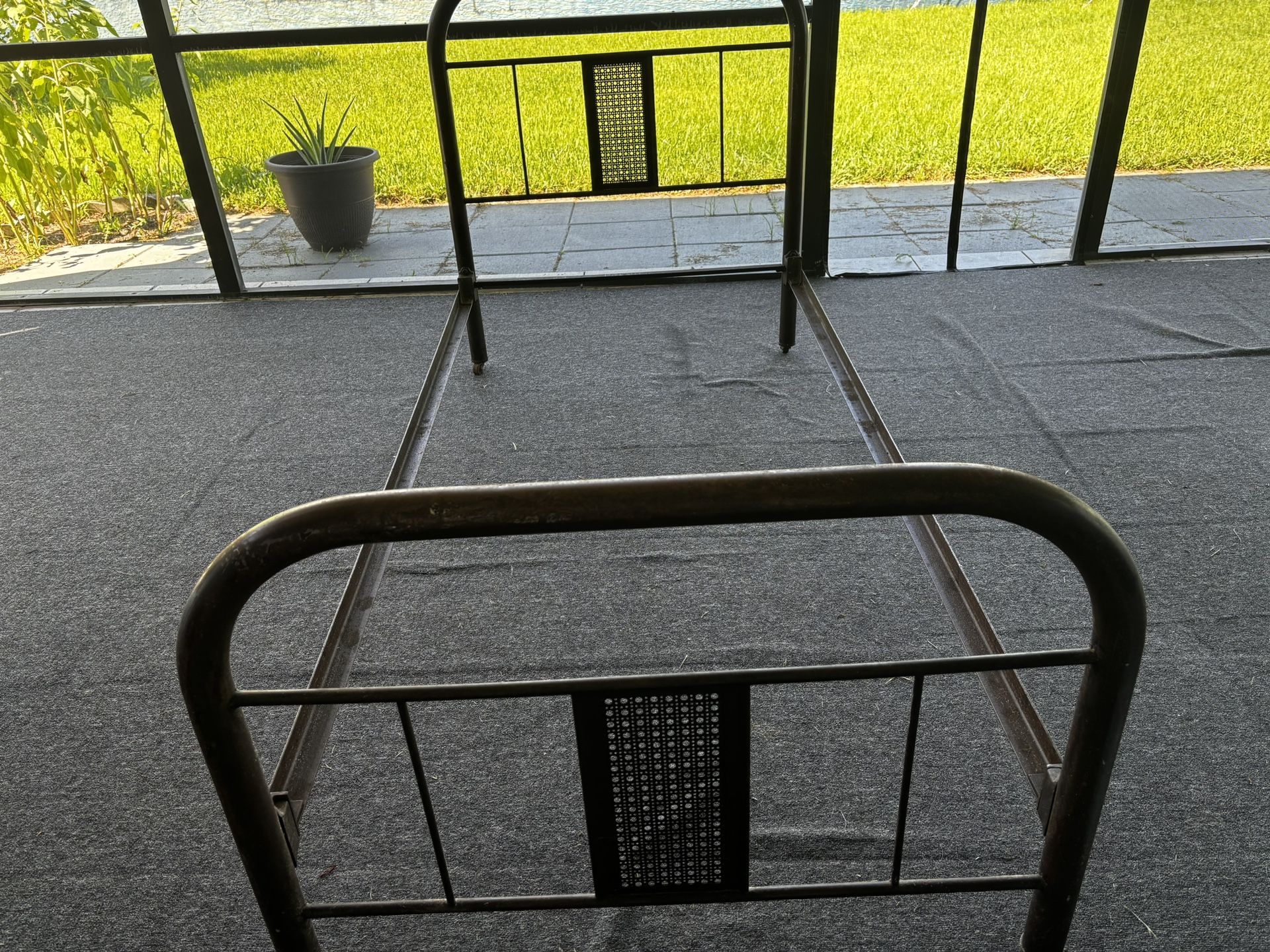 Antique 1900s single bed frame