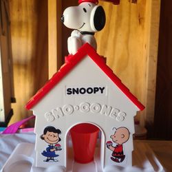 Snoopy Snow Cone Maker 