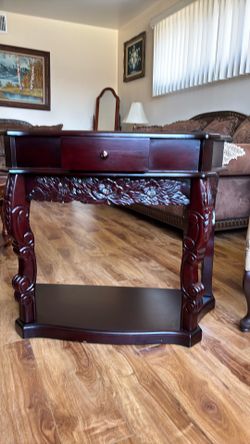 Entrance table/Console
