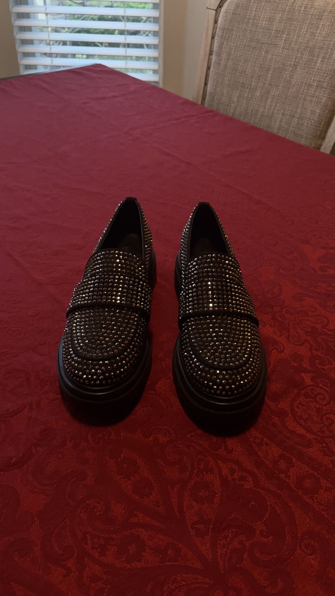 NEW Michael Kors Parker Crystal Embellished Scuba Lug Hot Stone Loafer. Size 6.5
