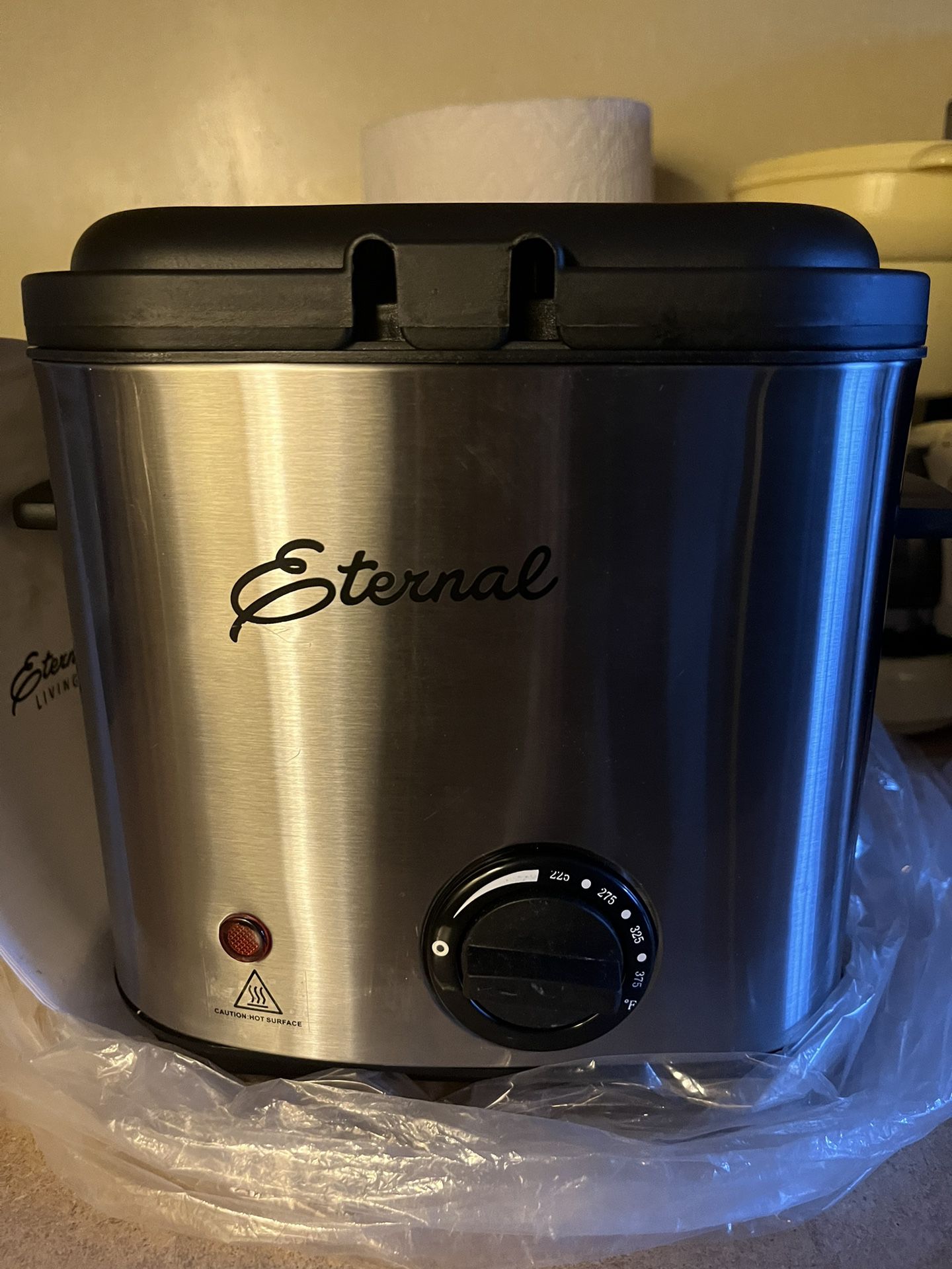 Small Deep Fryer /new.28.00/for pick Up/1.5 liters