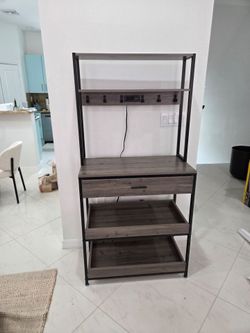 Coffee/bar stand - like new