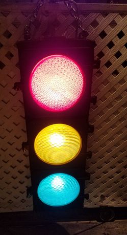 Full size traffic light old school