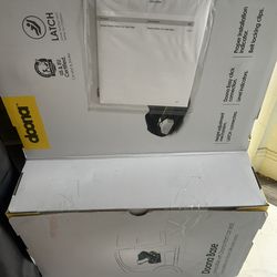 Doon Car Seat Base - Brand New
