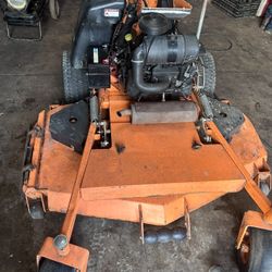Scag V-ride Lawnmower Tractor 