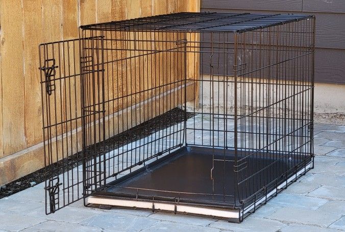Dog kennel (FREE!)