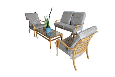 CBM Patio 4 Piece Conversation Table Set 