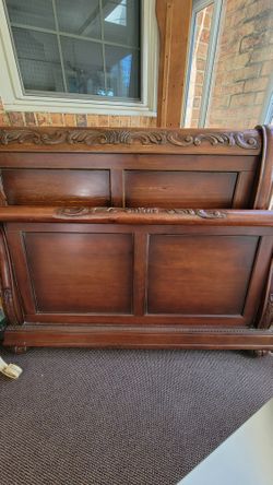 Queen Bed From Havertys