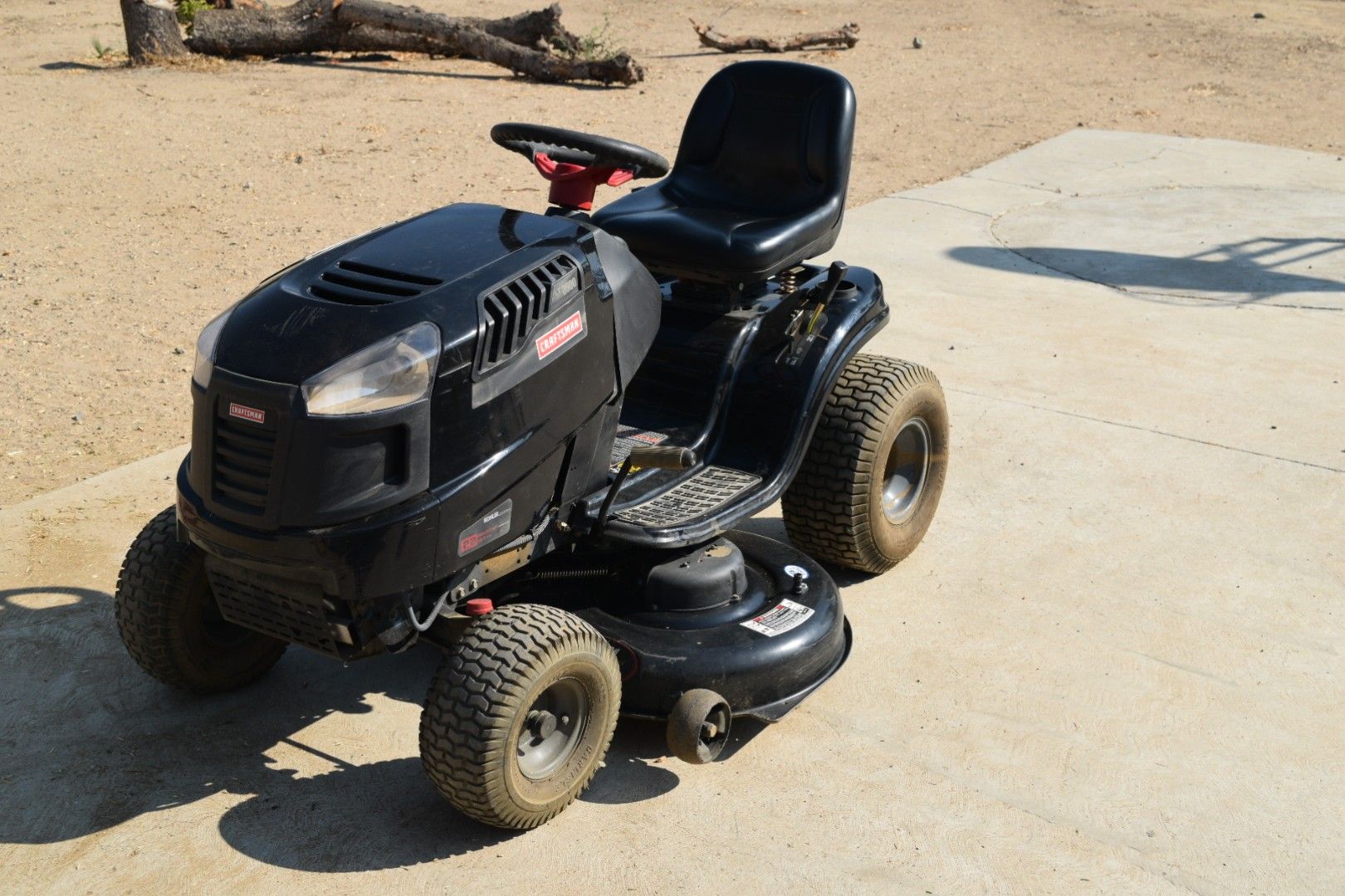 Craftsman LT2500 Riding Lawn Mower for Sale in Rialto, CA OfferUp