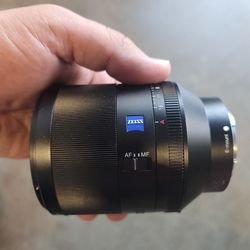 Sony SEL50F14Z Full Frame F1.4 50mm Prime ZEISS E-mount Camera Lens