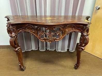 Antique Style Carved Console Table. Entry Table. Damaged top, see pics. Base is in great shape. Refinish me. Free to ask, I reply