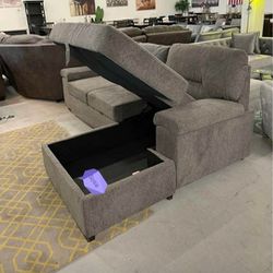 🚚3/7 DAYS DELİVERY Yantis Gray Sleeper Sectional with Storage
by Ashley Furniture