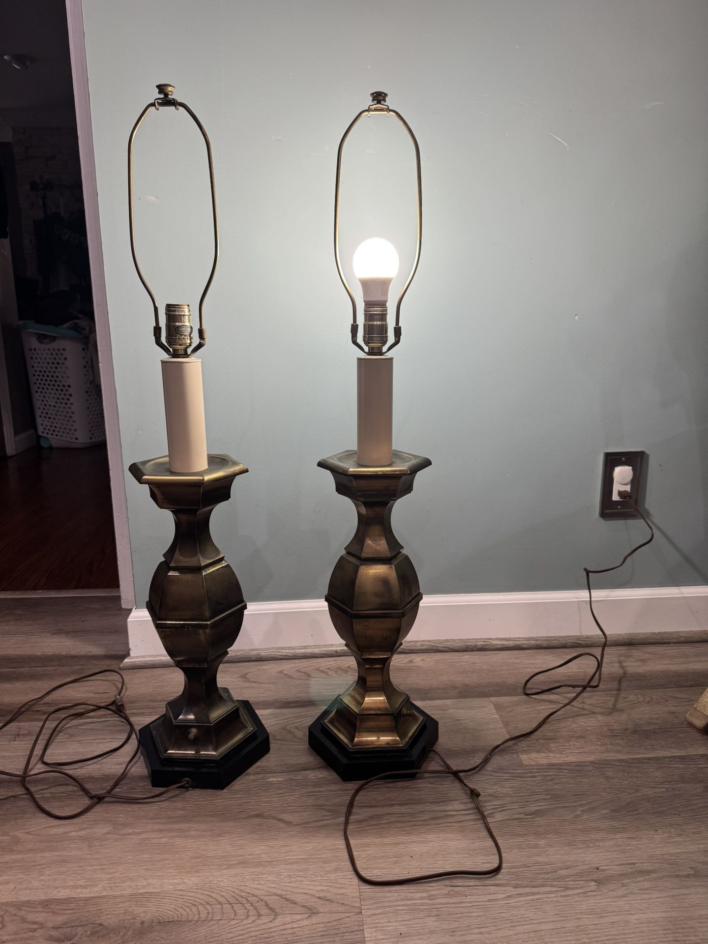 Pair Of Vintage Hollywood Regency Burnished Brass Look Candlestick Table Lamps 
