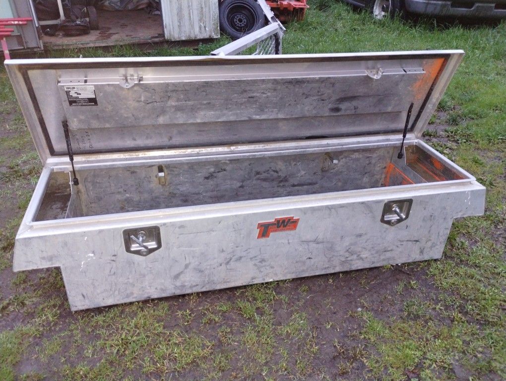 Taylor Wings Aluminum Truck Box