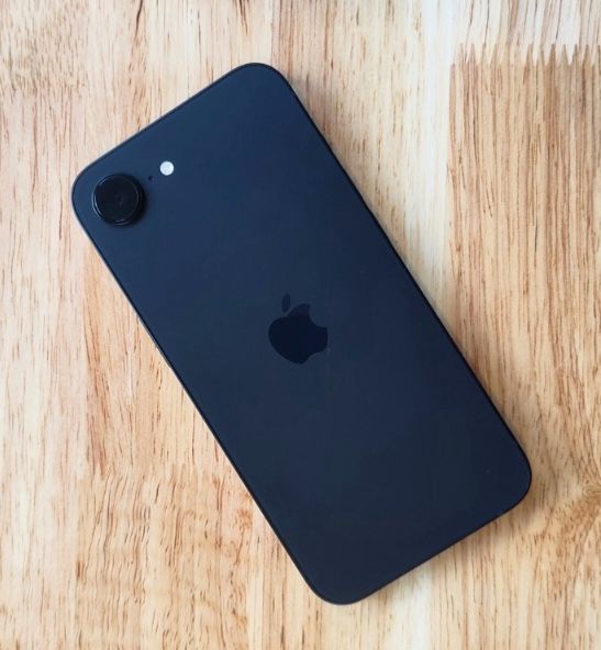 iPhone 16e Brand new unlocked