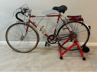 Bike and bike trainer for Indoor Riding