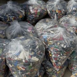 Lego Massive 10 Pound Bags Of Mixed Random Bulk Legos