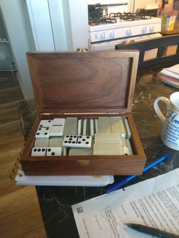 Vintage Pavilion Limited Ivory Dominoes