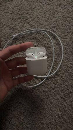 AirPods