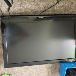 35” TV With Wall Mount 