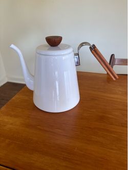 Hario Bona Enamel Kettle