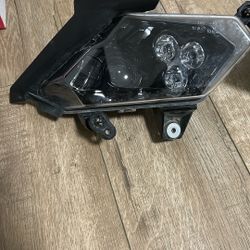 Stock Headlight For Can Am Condition 9/10 Just Need Wash Pretty Much Brand New Only Selling Because I got New Customs Ones 