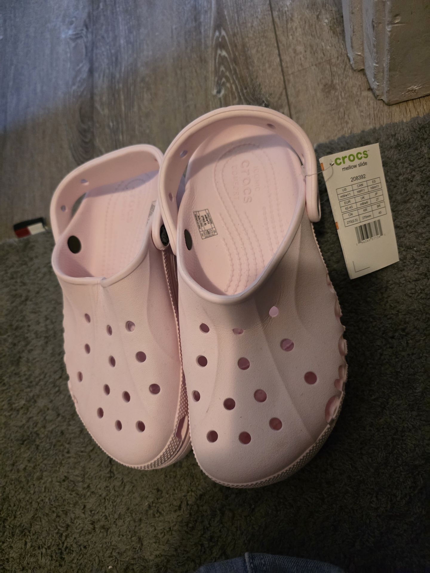 Crocs