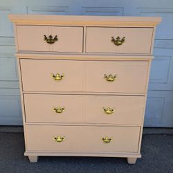 BIG. DRESSER 