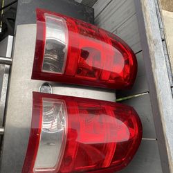 07-13 gmc/chevy taillights 