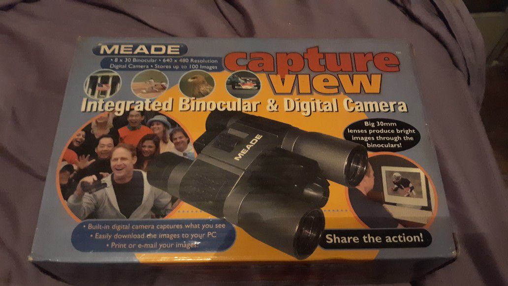Meade binoculars with digital camera inside