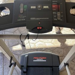 Proform 390 Pi Treadmill 
