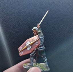 Miniature collectible figures