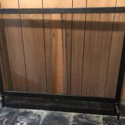 Fireplace gate chain link black