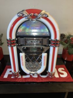 Victrola Counter Top Jukebox Speaker