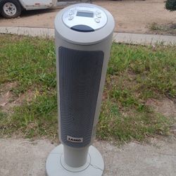 !! Floor Heater  Works Great 